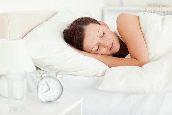 不按时睡觉可能影响智商