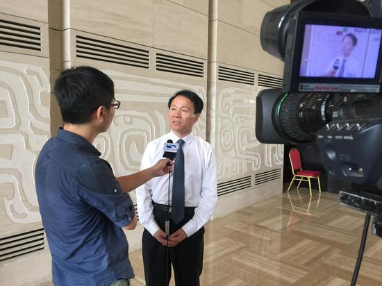 詹院士接受采訪