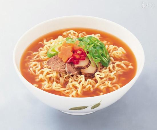 方便面比3年前少卖80亿包 消费者不饿了么?