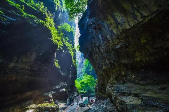 6月2日北京大学在野三坡进行深度交流与学习