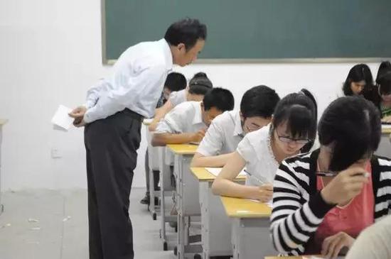 如何报考