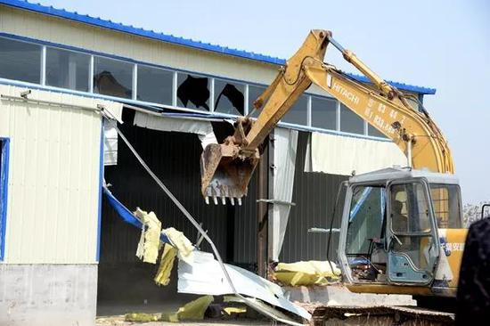 沧州第二次拆除行动 两区共拆除违建26000平