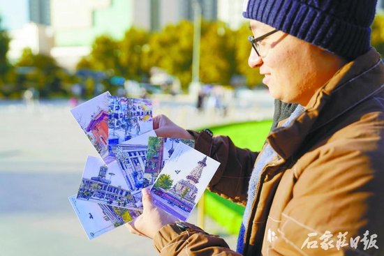 一盒明信片记录下时代印记与城市变迁