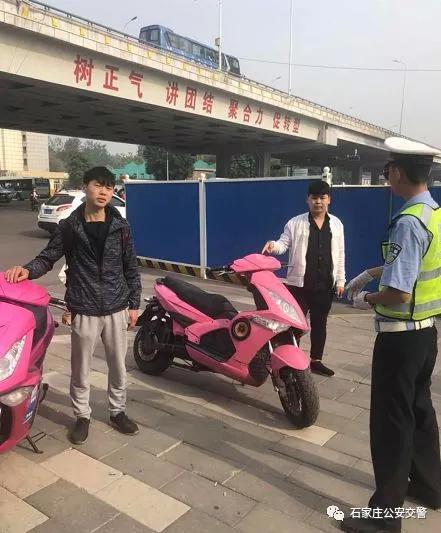 改装的充满科技感,依然逃不过……