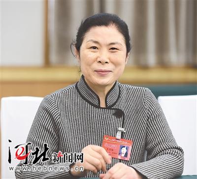 王冬梅委员建议:尽快出台“人身安全保护令”实施办法 王冬梅委员。河北日报记者赵永辉摄