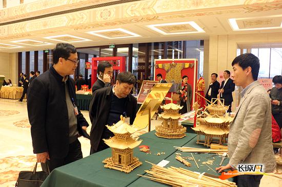 中国发展高层论坛“河北之夜”开幕,非遗亮相吸睛。长城网 宁晓雪 摄