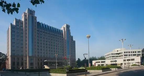 此前,国务院办公厅印发实施意见,提出深化高等学校创新创业教育改革的主要任务和措施