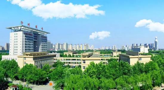什么是高职专科学校 ZDr4-hhnunsr0101099.jpg