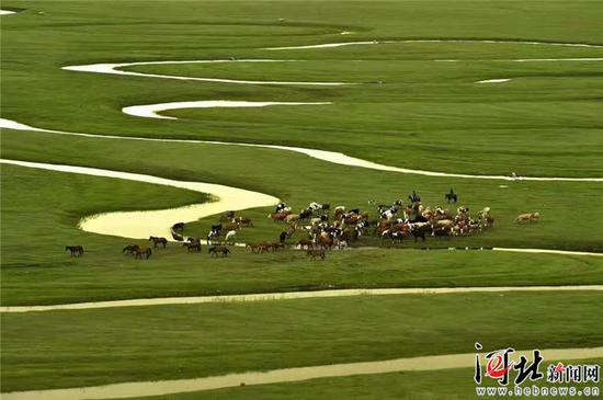 图为张家口市沽源县闪电河国家湿地沽源景色。通讯员崔建军摄