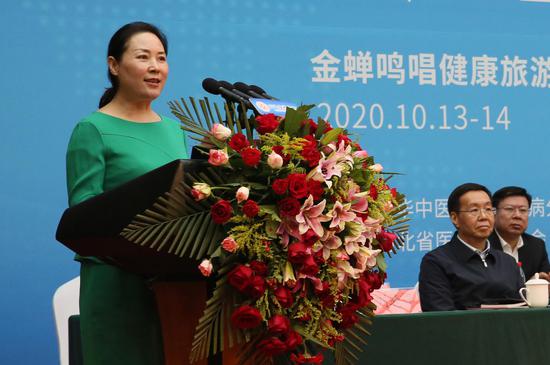 以岭药业常务副总经理张蕴龄
