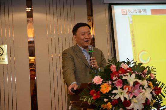 �������ʼ�Ч�Ľ�Э�ᶭ�¹��������������߼�����������ҵ������GPS-IE�����Ľ�ϵͳ�������ݽ���Ϊ���α�������һ��˼��ʢ�硣