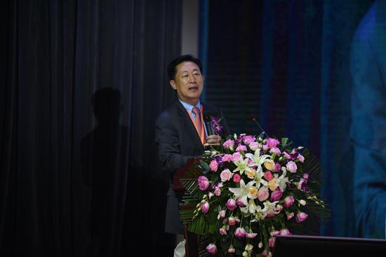 第五届中华健康节院士论坛上,韩德民院士。