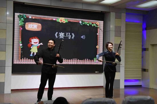 激情澎湃的二胡演奏——《赛马》