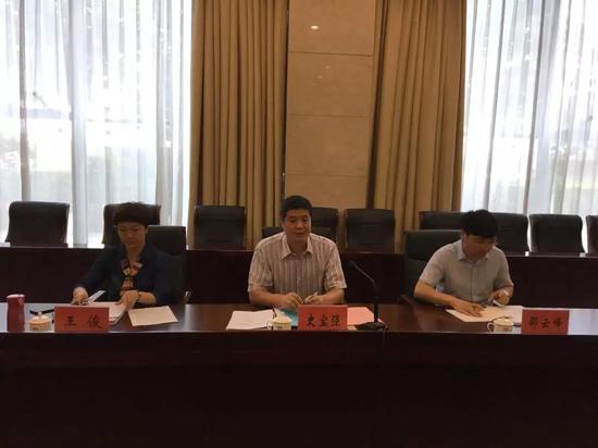 省委统战部党外知识分子处负责同志史宝强一行参加座谈