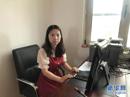 龙湾镇胡各庄村村主任助理杨文延。