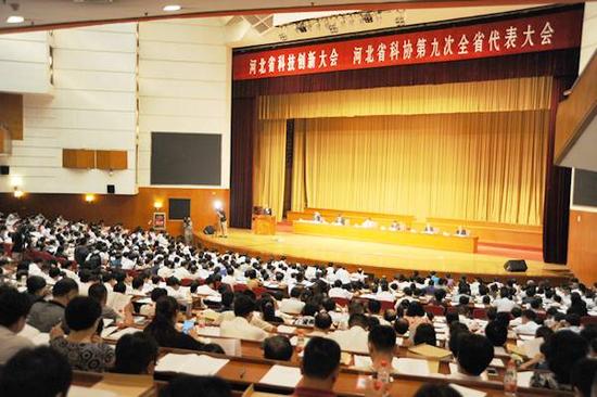 吴以岭院士:依靠科技创新加快大健康产业发展