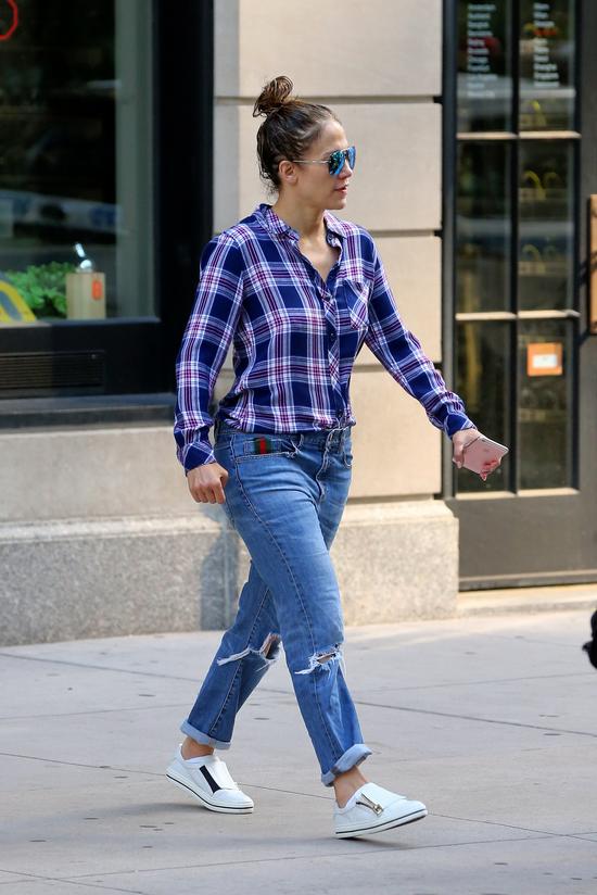 美国著名歌手、影视制作人Jennifer Lopez(詹妮弗·洛佩兹)