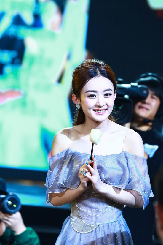 金鹰节赵丽颖庆生获赠包山:这些包子我很喜欢