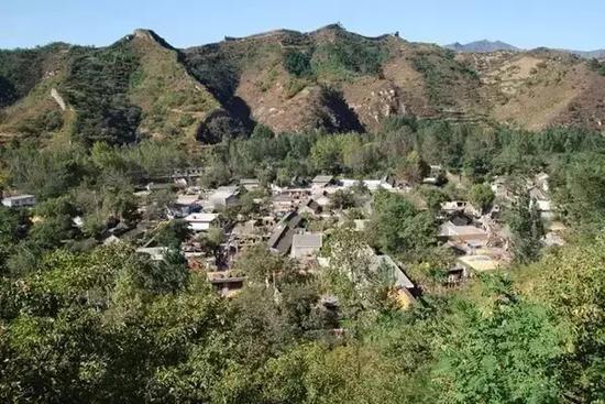 秦皇岛抚宁区界岭口村