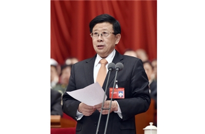 省委书记、省人大常委会主任赵克志主持会议并讲话。记者 孟宇光 赵威摄