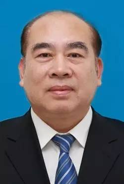 04- 秦皇岛市人大常委会副主任,党组成员    曹玉宝简历   曹玉宝,男