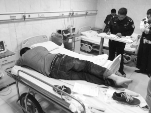 石家庄一男子被查酒驾 不接受处理闯卡肇事还