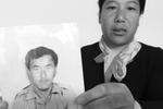 ■二哥外出打工15年生死不明。 本报记者 王彬 摄