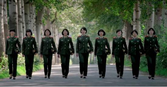 河北省大学生征兵新政:补助10余万 公务员定向招录_新浪河北_新浪网