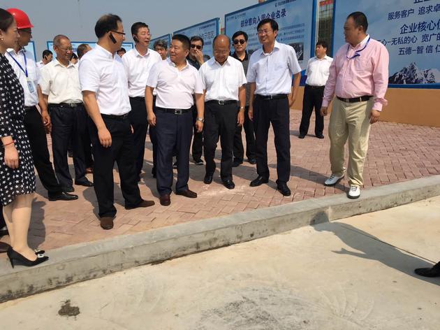 邯郸市委市政府考察团莅临天山万创(邯郸)京津