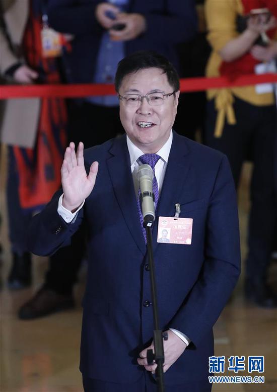 王宁利委员:防控近视，“运动”“户外”缺一不可