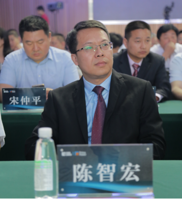 领创激光董事长陈智宏