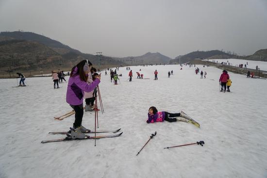 图为西柏坡滑雪场。摄影:杜船