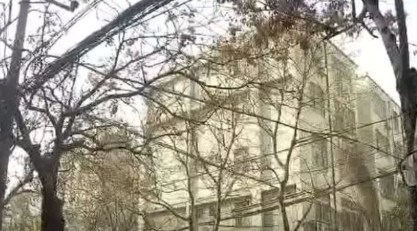 鄭州分黑停車場被查處的現場