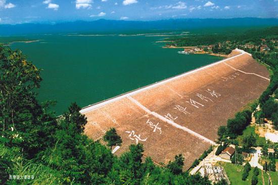 http://henan.sina.com.cn/city/2017-04-17/city-ifyeimqc4476945.shtml
