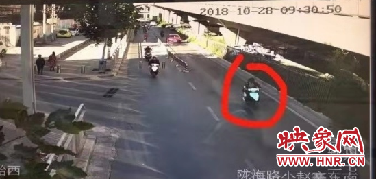 利用电动车防盗车牌系统 解放路民警抓获7名盗车嫌疑人 利用电动车防盗车牌系统 解放路民警抓获7名盗车嫌疑人