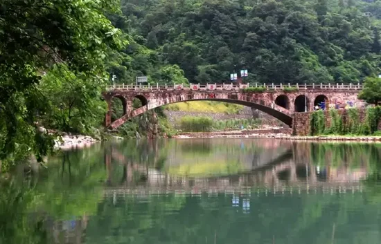 图源:太行大峡谷