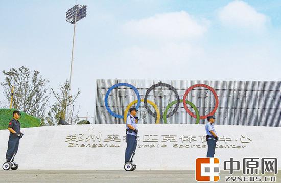 奥运场馆巡逻用上平衡车