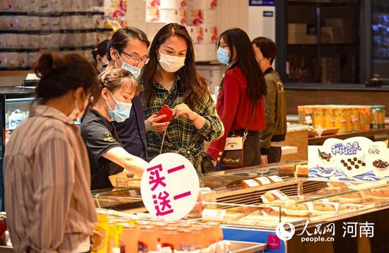 市民乐享购物 刘冰 摄