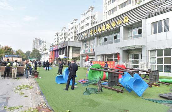 依法 交完罰款還得拆 法律空子鉆不得