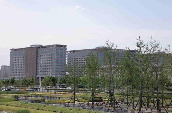 鄂尔多斯医学院是一所怎样的学院 9e04-itzixrt3816666.jpg