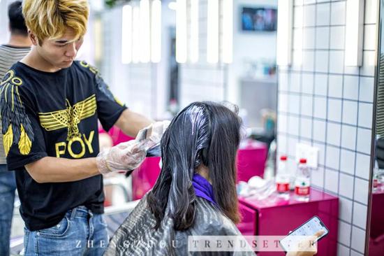 国贸藏着一家美少女们打卡的日系网红发型潮店