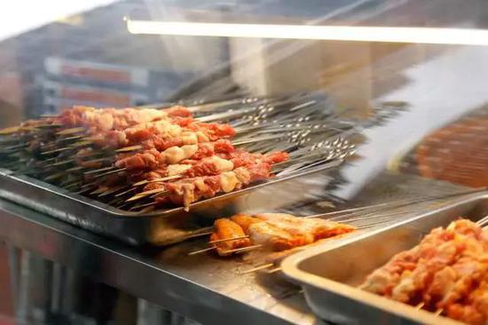 州火了三十多年的老馆子 每天现熬新鲜羊汤!