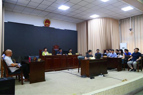 10名人员被判刑 郑州中原区法院宣判涉黑犯罪