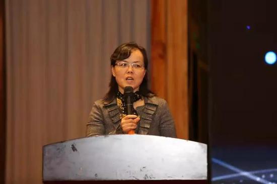 河南华信阳光教育科技集团旗下拥有从幼儿园到大学的完整教育体系构架。