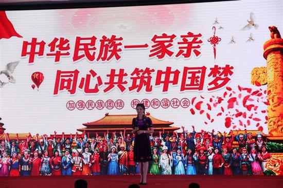 该校选手正在作“践行新思想 奋斗新时代”主题演讲