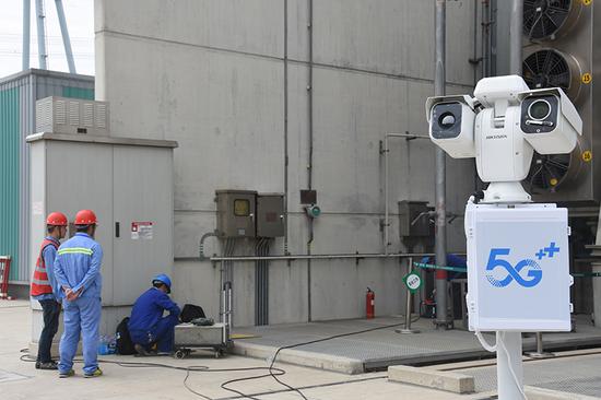 (运用5G技术检修特高压±800千伏中州换流站)