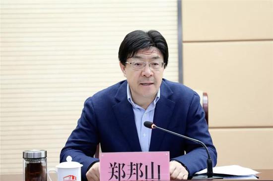 省教育厅厅长郑邦山讲话