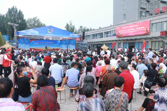 演出现场