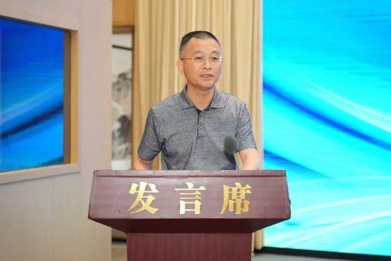 市委网信办主任张永致辞