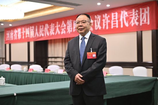 省人大代表刁明安